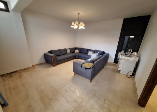 À Vendre : Triplex Rénové avec Ter
