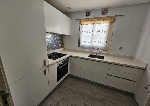 MENZAH 9 C : APPARTEMENT S+1 RICHEMENT MEUBLÉE À L