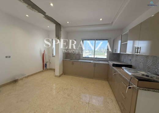 Location Etage de villa Toms S+3