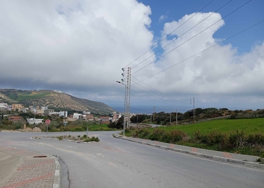 TERRAIN À METLINE – ROUTE PRINCIPALE 🌊