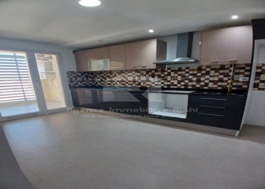Vendre appartement S2 à Khzema EST