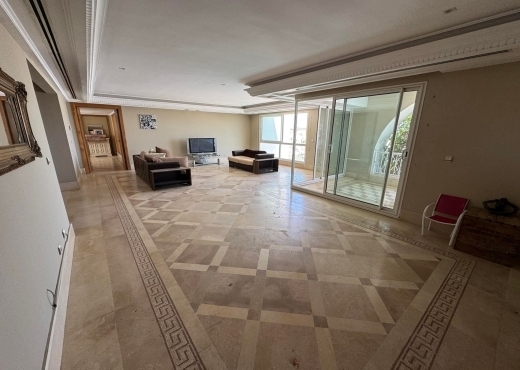MENZAH 9 C : UNE VILLA S+3 À LOUER