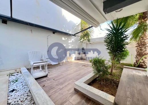 A Vendre S+3 avec piscine Gammarth