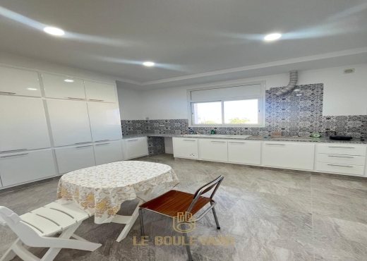 A Louer Etage De Villa S+3