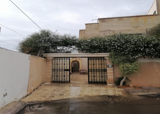 3 étages à vendre