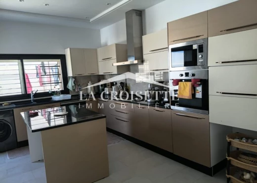 villa À Louer à TUNIS - Villa s3 avec jardin à La Marsa - Immobiliere.tn - Photo 5