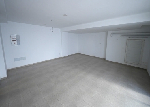 Villa S+3 avec Piscine Chotrana