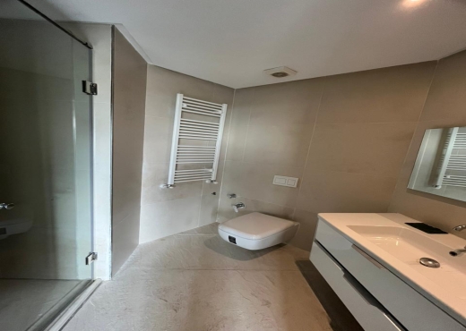 A louer S+4 suites parentale lac 2