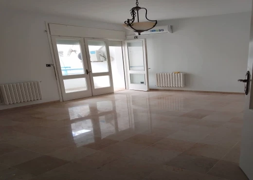 Appartement À Louer à TUNIS - À Louer appartement S+1 Lac - Immobiliere.tn