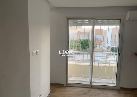 À Vendre Duplex S+4 avec Piscine