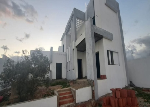 A Vendre Villa à El Menchar
