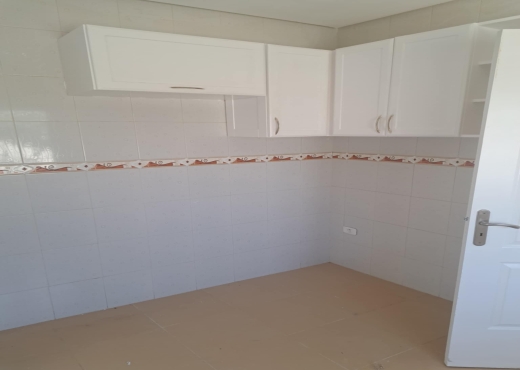 À Louer: Étage de Villa S+2 au RDC