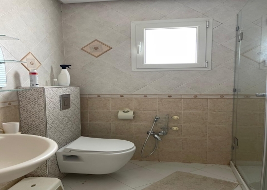 A louer a l'année a hammamet zone miramar un appar