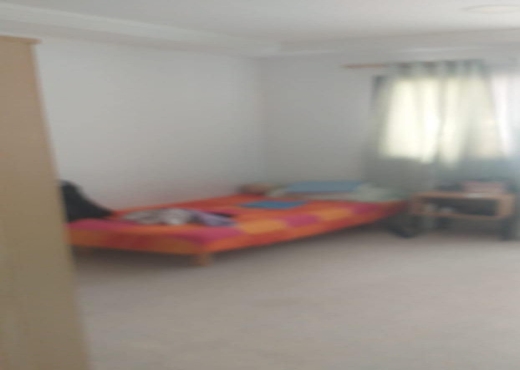 à vendre un appartement S+2 au RDC