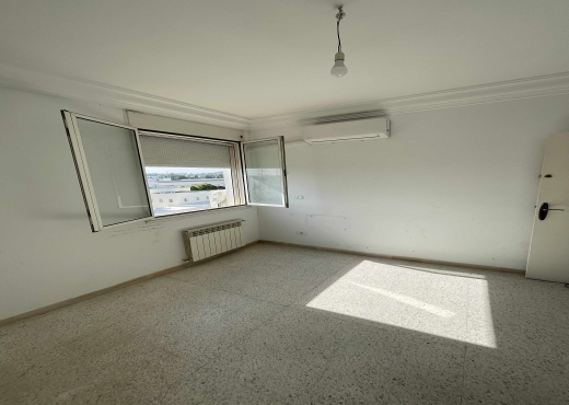 Bureau S+2 à louer à Alain Savary