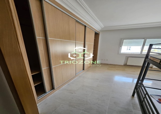 A Vendre S+4 Jardins de Carthage