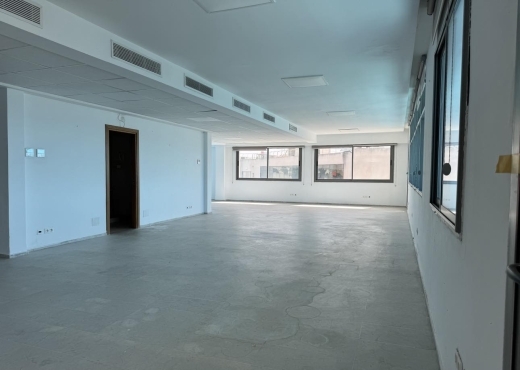 Super bureau 1650 m² ths au lac 2