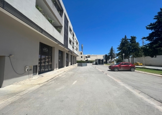 local commercial À Louer à ARIANA - commerce  à la soukra rue de parc - Immobiliere.tn - Photo 9