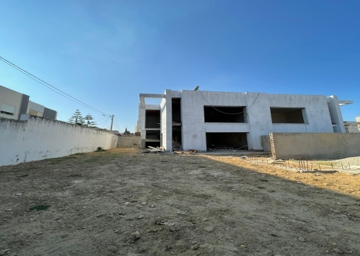 Villa inachevée à La Soukra Parc