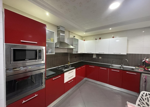 A Vendre Triplex à La Soukra