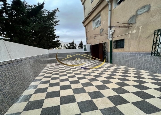 A louer s+2 a Gammarth .