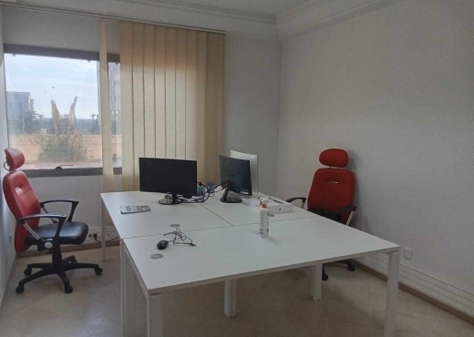 Supet Bureau 160 m² à MED V