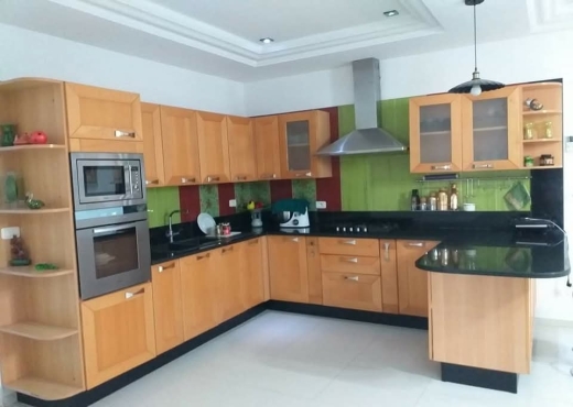 A Vendre Villa S+5 Rte Saltania