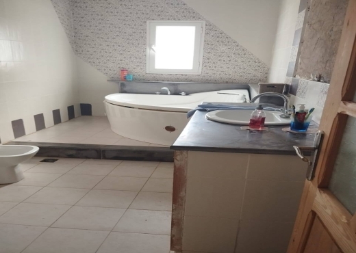 للبيع فيرمة جاهزة + فيلا