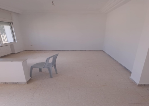 À Louer: Étage de Villa S+2 au RDC