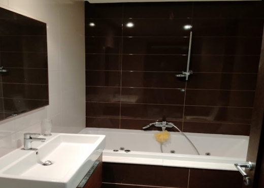 Coquette apprt S3 meublé au lac 2