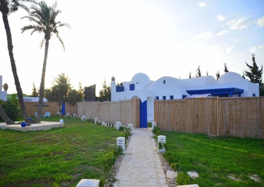 studio À Louer à MEDENINE - Location vacances bangalow Djerba - Immobiliere.tn - Photo 3