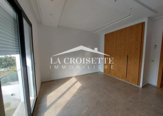 Triplex S+3 avec piscine à Gammart