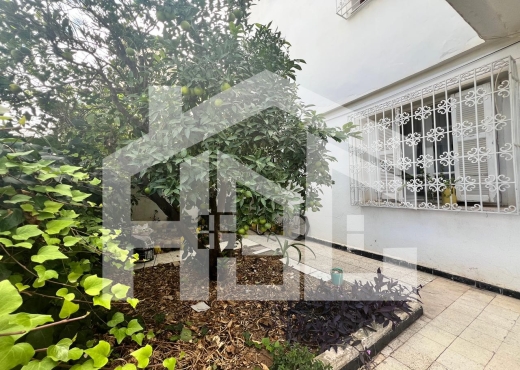 A vendre Villa de 228 m² à MenzahV