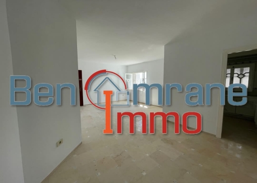 A VENDRE – Appartement S+2  Ariana