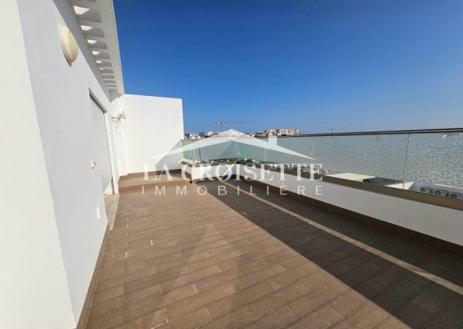 s4 aux Jardins de Carthage MAL4154