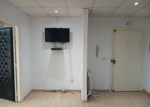 bureau À Vendre à TUNIS - À VENDRE : bureau s+4 au Lac1. - Immobiliere.tn - Photo 2