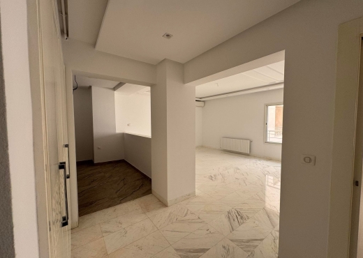 📍 ENNASR 2   : APPARTEMENT S+1  À