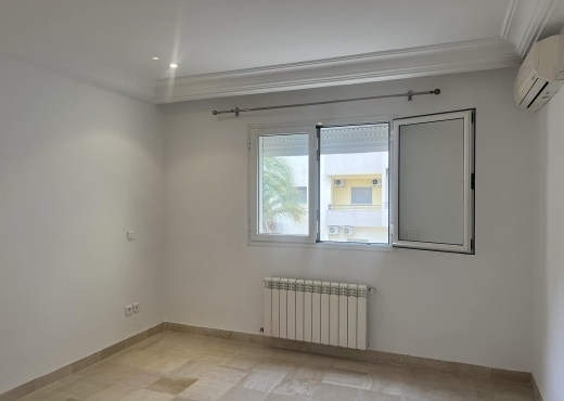 A VENDRE APPARTEMENT S+2 LAC
