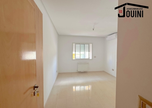 Appartement S+3 à El Mourouj 6