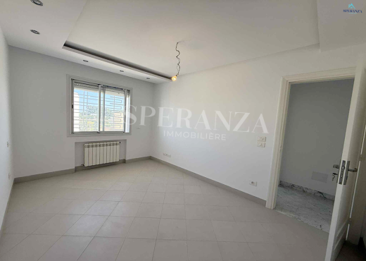 Location Appartement Opalina S+3