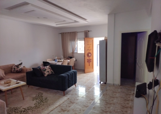 A vendre maison propre bessbesya hamammet