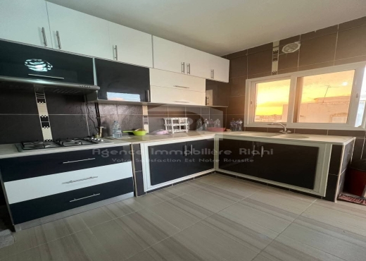 A Vendre Appartement S+3
