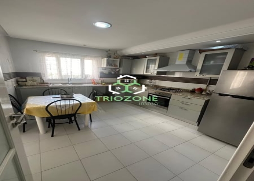 A vendre appartement S+3 spacieux