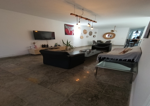 AL S+3 meublé La Marsa plage