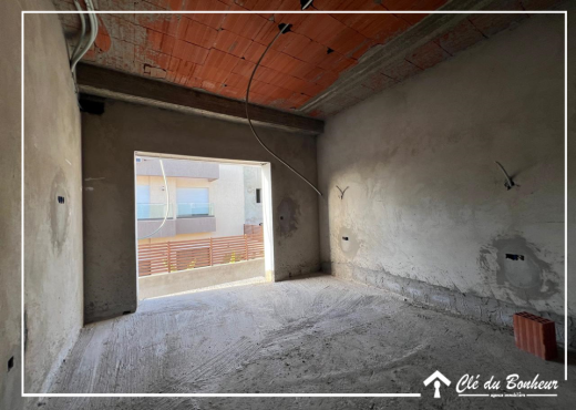 des villas inachevée à rue du parc - la soukra