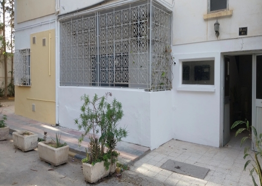 bel appartement s+3 rdc à l'ariana