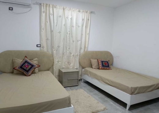 villa À Louer à MEDENINE - À LOUER À L’ANNÉE MAISON  A DJERBA - Immobiliere.tn - Photo 3