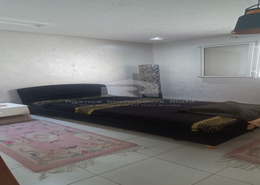 Vendre Villa S4 à cité ettaamir