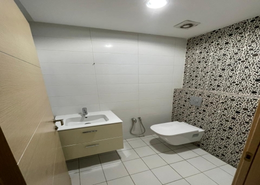 Bureau h+3 à louer au cité jardins