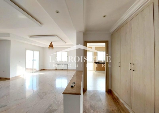 s3 avec terrasse à GammarthMAL1905